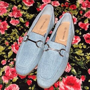 Falls Creek Women's Blue Loafers
